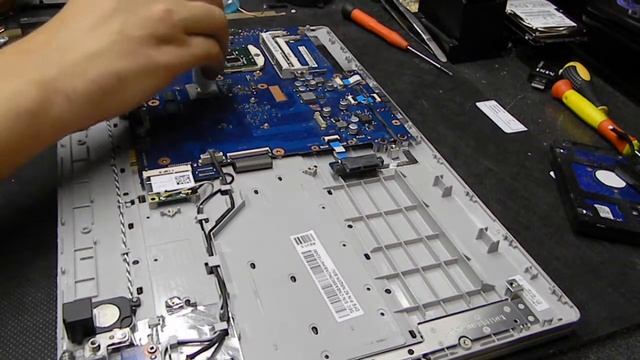 How to open Samsung RV511 i3 i5 i7 Nvidia Overheating смотреть онлайн