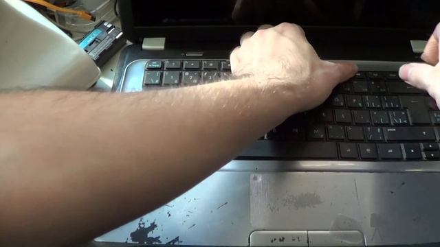 HOW TO: HP Pavilion G6 Keyboard Replacement смотреть онлайн
