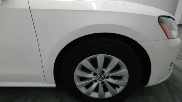 2012 Volkswagen Passat 2.5L Mark Wilsons Better Used Cars Guelph, Ontario Stock: D3-CC011726 смотреть онлайн