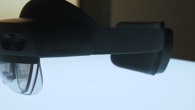Microsoft HoloLens 2- is it worth it? смотреть онлайн