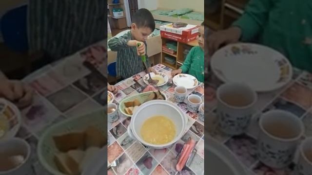 Обед в детском саду 1