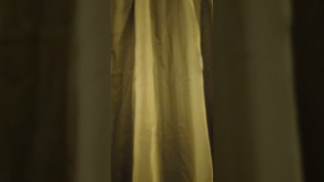 Easy fixing wrinkles in the window curtains with steam смотреть онлайн