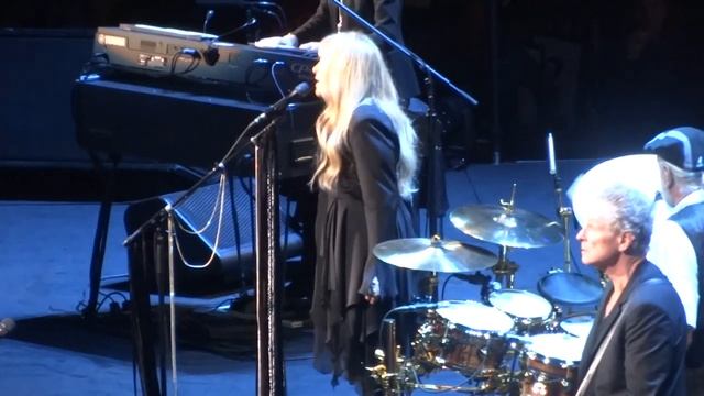 “Gypsy” Fleetwood Mac@Wells Fargo Center Philadelphia 10/29/14 смотреть онлайн