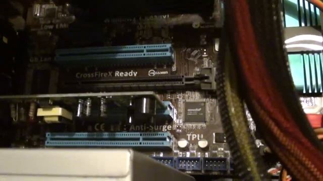 How to Install New Video Card onto the Asus Motherboard P8Z68-V LX смотреть онлайн