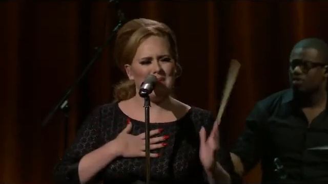 Adele Chasing Pavements live from iTunes Festival 2011 смотреть онлайн
