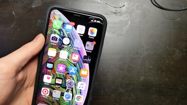 A Day With The iPhone XS Max Smart Battery Case смотреть онлайн
