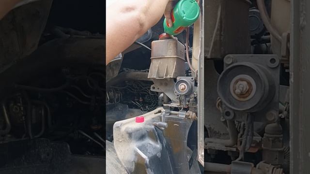 ISUZU 6WF1 Palit Gear Box Oil Seal. #video #truck #isuzu #automechanic