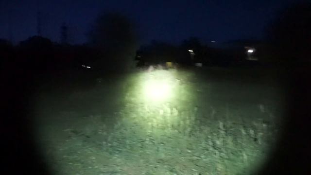 Convoy L6  Cree XHP70 N4-1C 3800LM - ночная съемка. Flashlight
