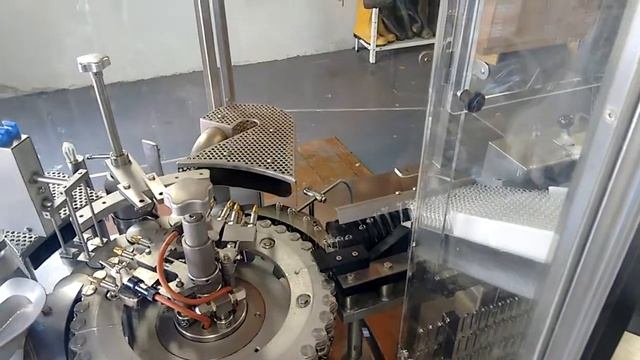 Bausch & Stroebel AFV2010 смотреть онлайн