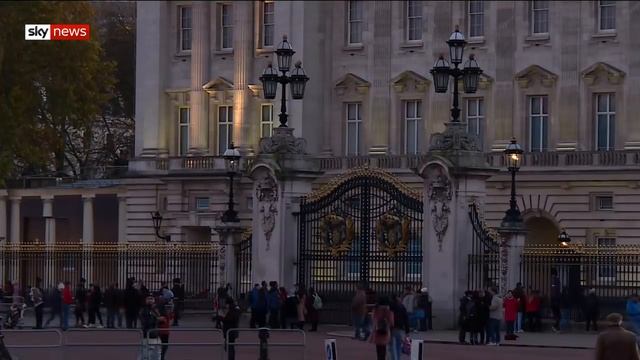 KPMG says it won't renew sponsorship of Prince Andrew's business scheme смотреть онлайн