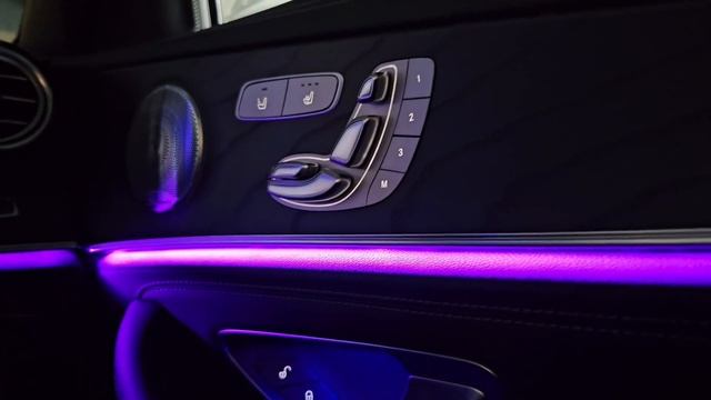 ★予告編★ Mercedes Benz E200ステーションワゴン アバンギャルド AMGライン 車両紹介 смотреть онлайн