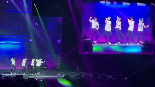 Good Boy Gone Bad + Tinnitus + Devil by the Window - TXT Act: Sweet Mirage in NY 230509 смотреть онлайн