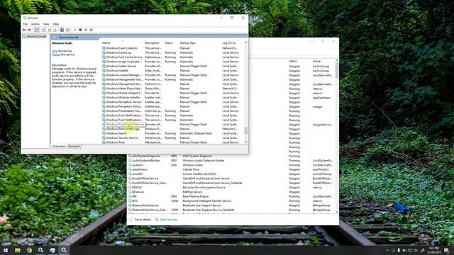 Windows 10 - How to disable Windows Updates смотреть онлайн