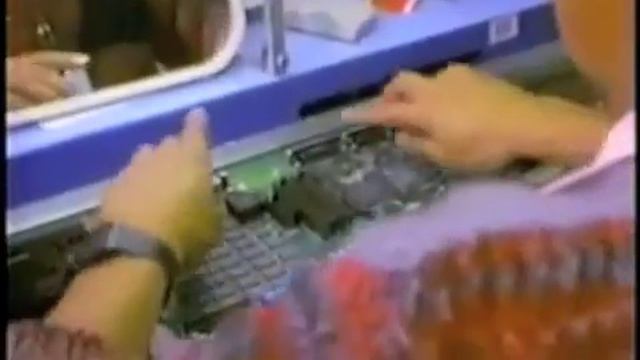 Macintosh Factory смотреть онлайн