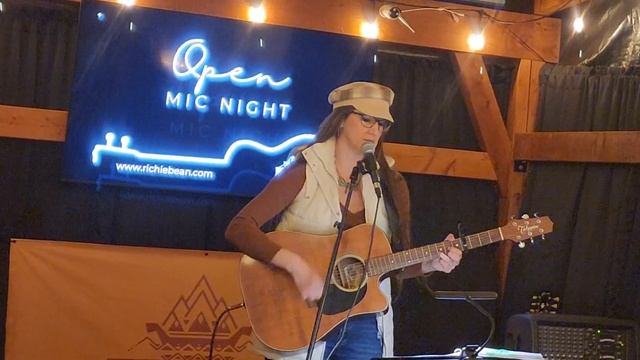 Dreams (Fleetwood Mac), Cover by Jennifer смотреть онлайн