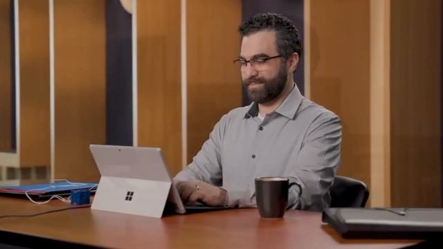 The future of Microsoft Edge is in IE смотреть онлайн