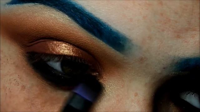 🔥ANDROGYNY PALETTE- Fire Spotlight Eye 🔥 смотреть онлайн