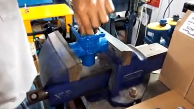 BRV2S seat assy replacement смотреть онлайн
