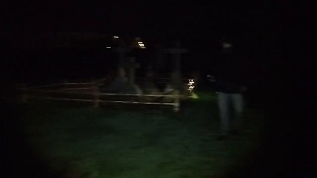 PARANORMÁLNÍ VYŠETŘOVÁNÍ NA HŘBITOVĚ S MÁRNICÍ 😱 *scary* смотреть онлайн
