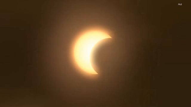 Here's where you can watch the 2024 solar eclipse in Phoenix смотреть онлайн