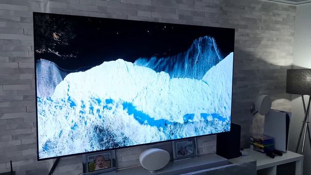 Amazing 2021 LG OLED retail demo videos, & how to access them all смотреть онлайн