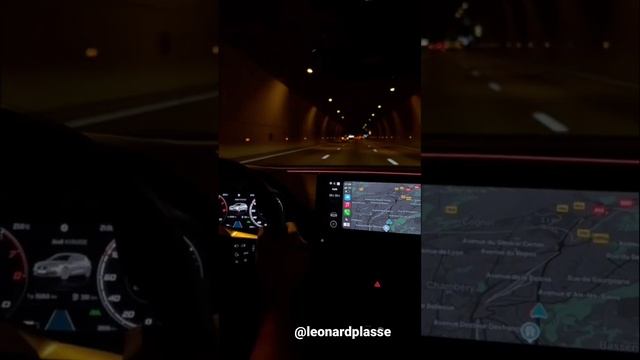 Publicité Seat Leon FR Léonard Plasse смотреть онлайн