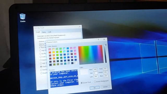 BSOD - Blue Screen of Death on a Windows 10 Device (Build 1689) смотреть онлайн