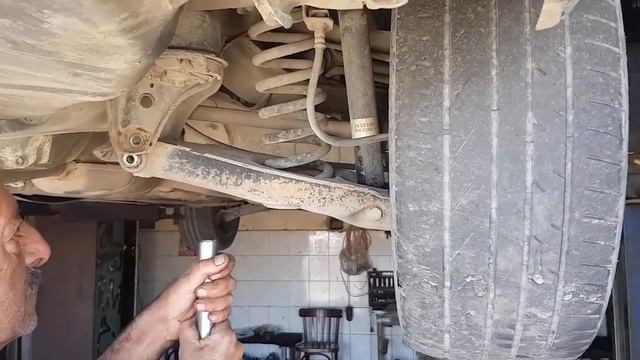 Замена проставок пружин Mercedes benz w210 смотреть онлайн