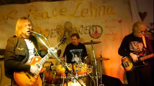 Fleetwood Mac - Black Magic Woman (Sour Cream Experience) смотреть онлайн