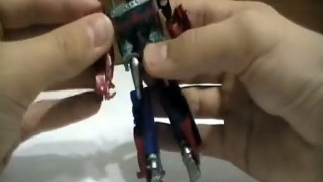 VMC - Transformers Prime Cyberverse Сommander Class Optimus Prime Review. смотреть онлайн