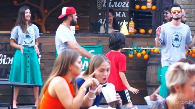 Street Food // Фестиваль уличной еды, Киев, август 2018 // Kiev, Ukraine смотреть онлайн