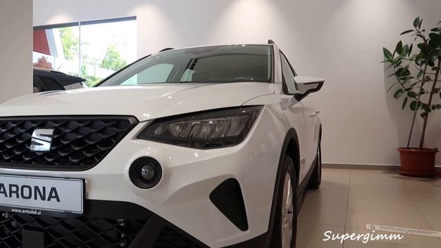 2022 SEAT Ibiza FR LED headlights vs SEAT Arona Style 2022 LED headlights comparison by Supergimm смотреть онлайн