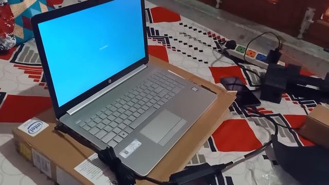 My HP Laptop Unboxing 4GB/1TB HDD Windows 10 Series 15 core 3i No MS Office Review After 2 Years Us смотреть онлайн