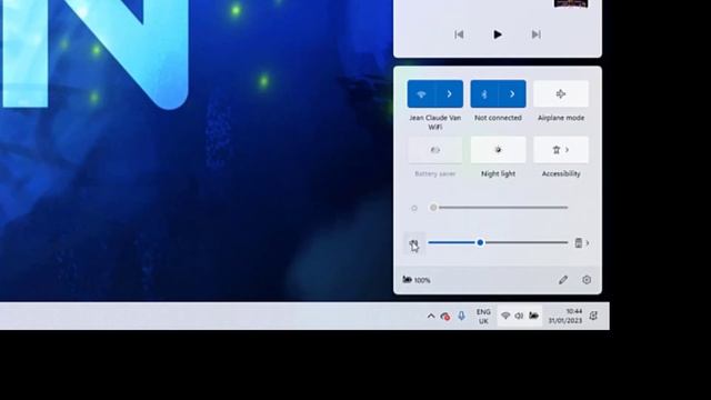 Changing the audio input (microphone) in Windows 11! смотреть онлайн
