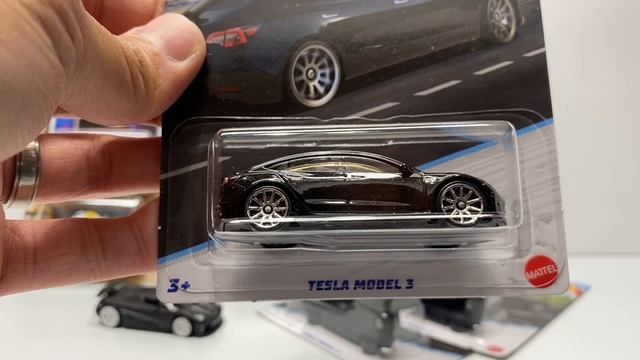 TRENDING 2022 Hot Wheels That DONT LOOK the part - DO You Know? C8R Tesla Model 3 Kool Kombi Agera смотреть онлайн