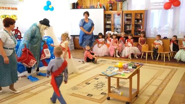 011 ВЫПУСКНОЙ смотреть онлайн