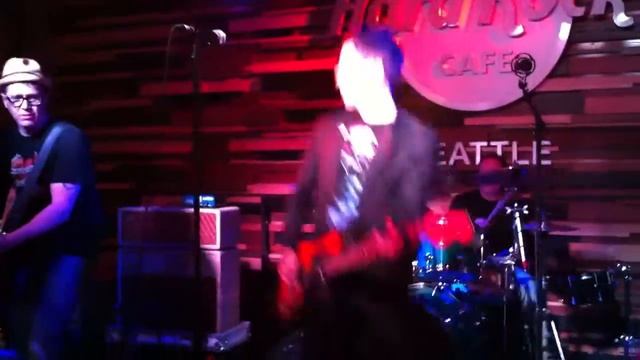 KrackleFest '12 - Kirby Krackle - Part 1 (Open Up Your Window & Nerd Money) смотреть онлайн