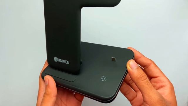 Unigen Unidock 3 in 1 Wireless Charger Unboxing And Review смотреть онлайн