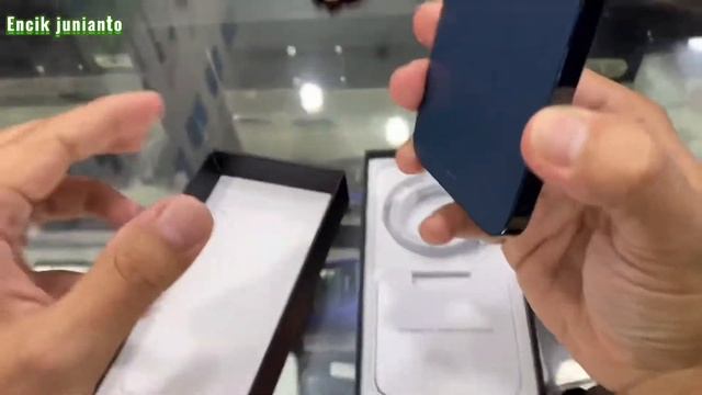 UNBOXING IPHONE 12 PRO⁉️GARANSI RESMI IBOX||REVIEW BELI IPHONE 12 PRO DENGAN FITUR CANGGIHNYA смотреть онлайн