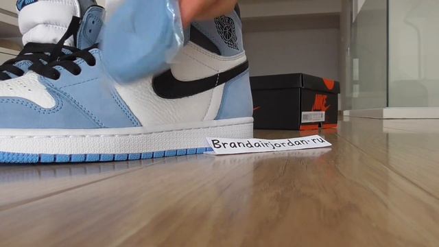 On Foot for Air Jordan 1 High OG University Blue White Black Original Materials Ready to Ship from смотреть онлайн