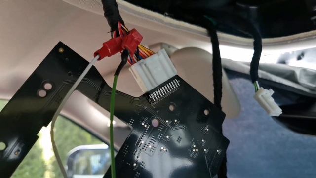 Установка видеорегистратора на Haval H3 2024 (cooldog)