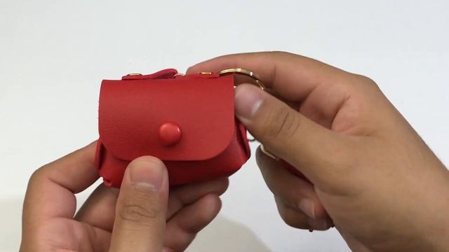 AirPods Pro- LEATHER Bag Tassel Keychain CASE!! смотреть онлайн