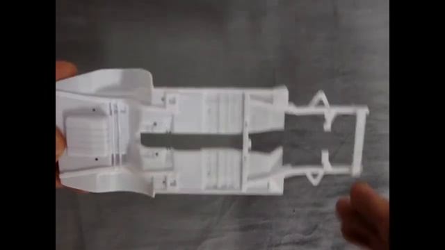 Unboxing The 1970 Plymouth Hemi Cuda Sox and Martin Model Kit by Revell смотреть онлайн