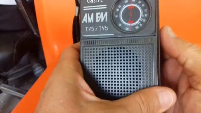 Dois Rádios Izume E Emerson P3761 Am Fm смотреть онлайн