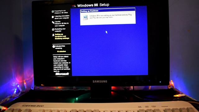 Building The BigBeigeBox Part 9 | Installing Windows 98 SE смотреть онлайн