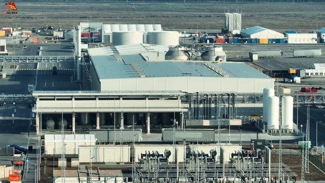 # 195 Tesla Giga Berlin • PHASE 1 • 2024-03-10 • Gigafactory 4K смотреть онлайн