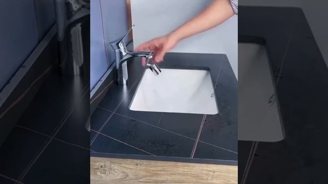 Оригинальная и мобильная насадка на кран для воды смотреть онлайн