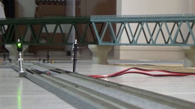 2021年6月18日 今日の鉄道模型シリーズ#468 KATO 185系200番台湘南色+国鉄特急色/KATO EF510 500番台+E26系カシオペア смотреть онлайн