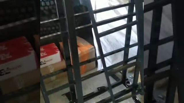 Силовые бампера багажники лестници порги защиты большой выбор запчастей и все для тюнинга УАЗ смотреть онлайн