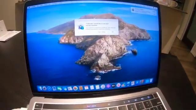 MAC PRO 13 & AIRPODS смотреть онлайн